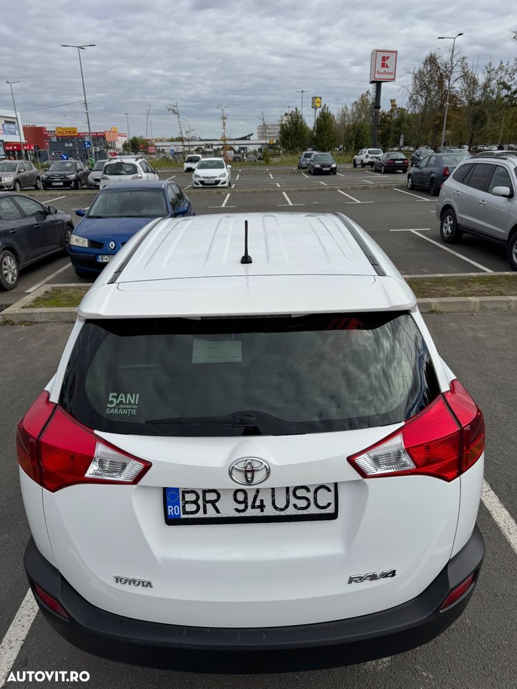 Toyota RAV4 2.0 D-4D 2WD Comfort - 9