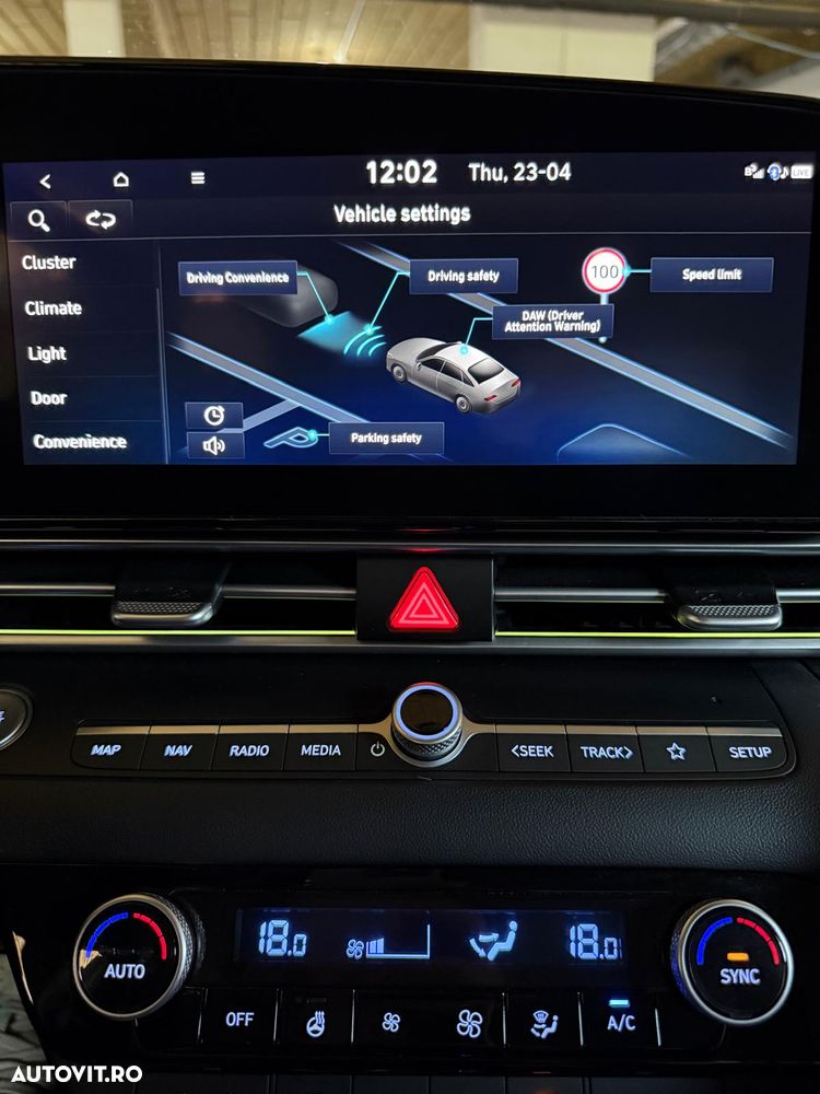 Hyundai Elantra 1.6 l 123 CP CVT Highway - 17