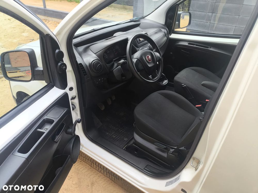 Fiat Fiorino Kombi Base - 10
