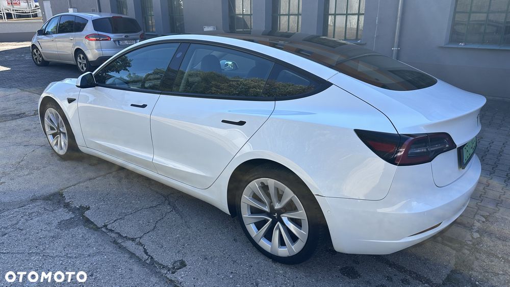 Tesla Model 3 Standard Hinterradantrieb - 3