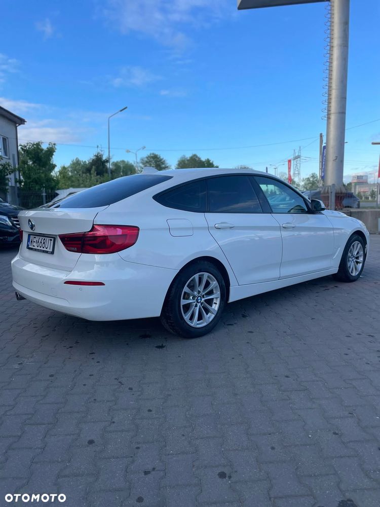 BMW Seria 3 320d xDrive Advantage - 3