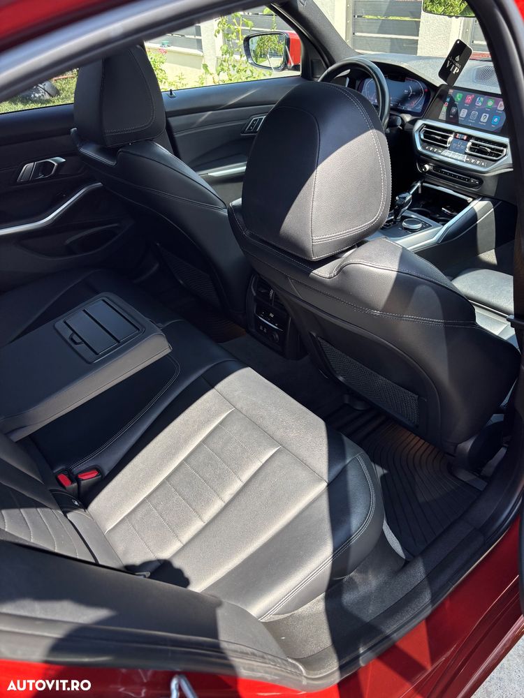 BMW Seria 3 330d AT - 13
