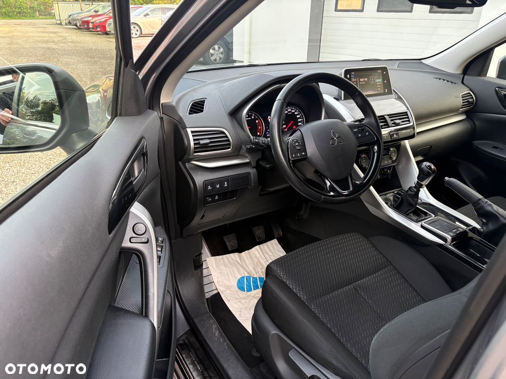 Mitsubishi Eclipse Cross 1.5 T Intense - 18