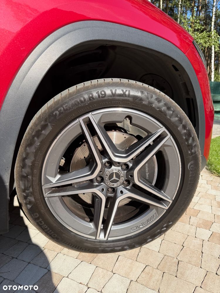 Mercedes-Benz GLA 250e AMG Line - 7