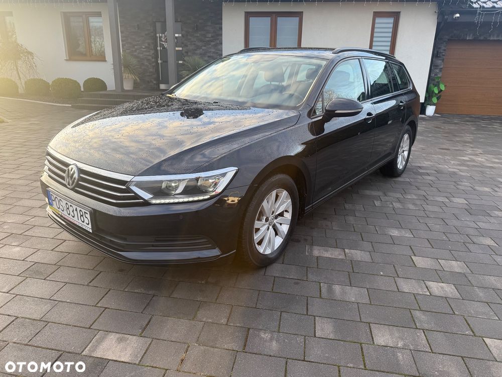 Volkswagen Passat 1.6 TDI BMT Comfortline - 1