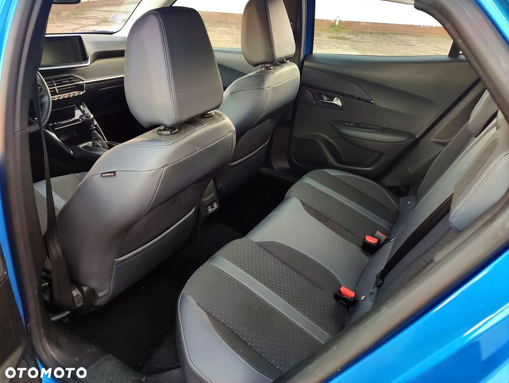 Peugeot 2008 PureTech 100 Allure - 12