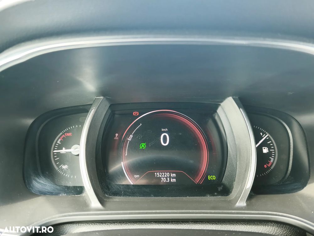 Renault Megane ENERGY TCe 100 INTENS - 11