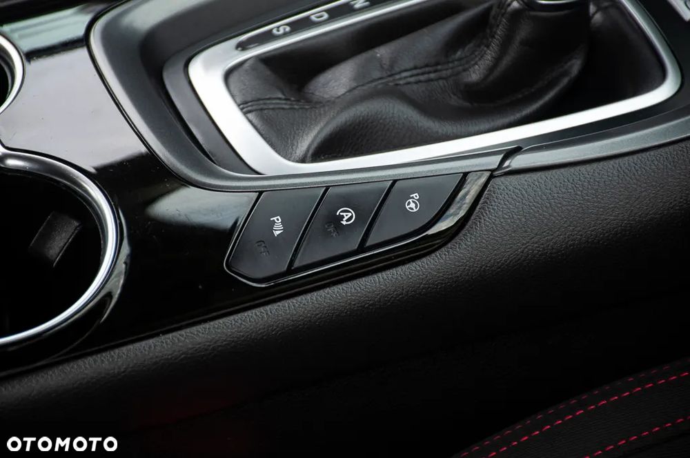 Ford Mondeo SW 2.0 TDCi ST-Line PowerShift - 20