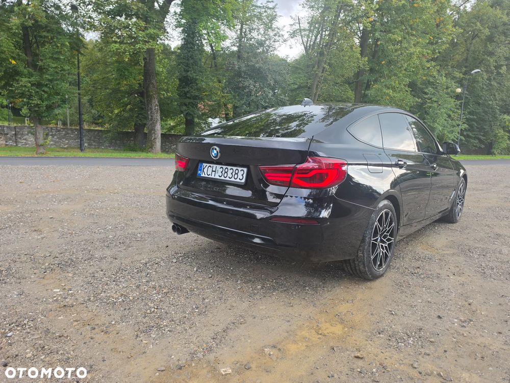 BMW 3 Series 2017 photo 3
