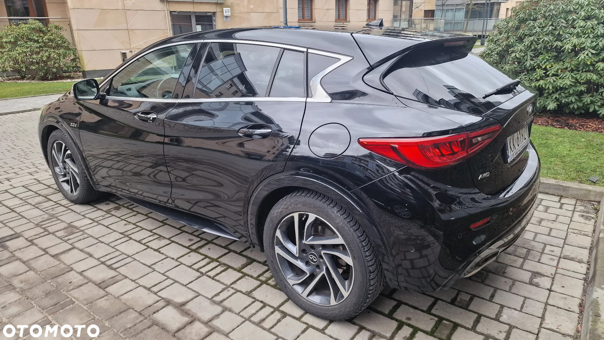 Infiniti Q30 2.2d Premium Tech AWD 7DCT - 4