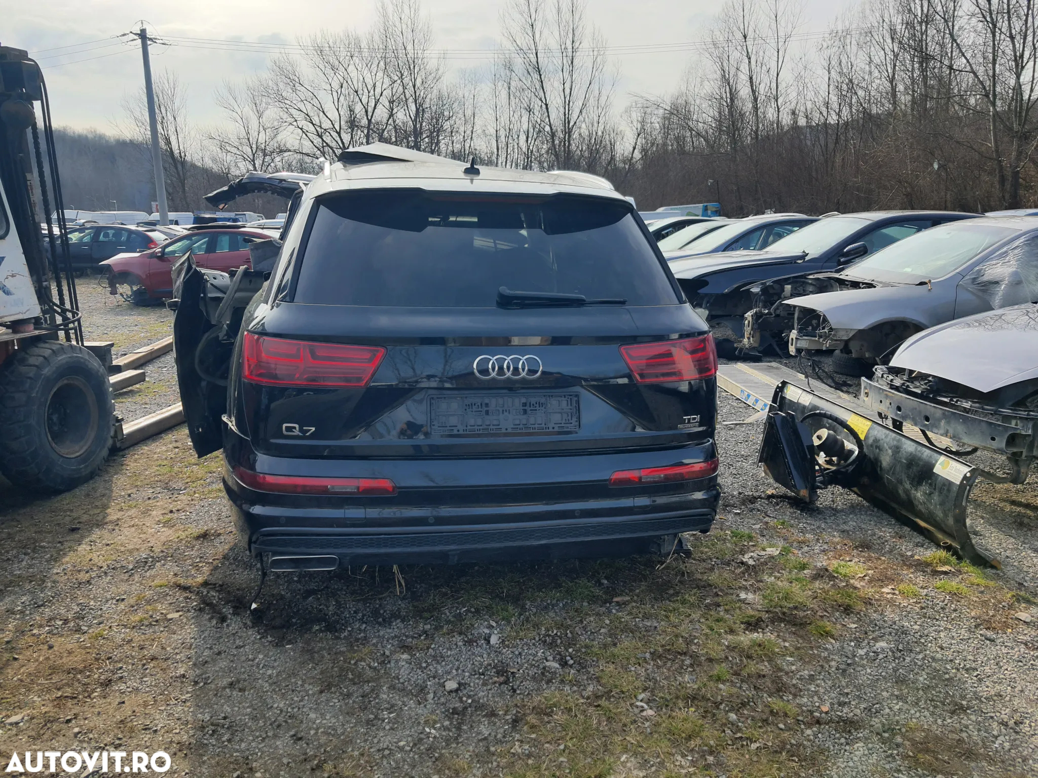 Dezmembrez punte spate Audi Q 7 3.0 TDI an 2018 Km. - 3