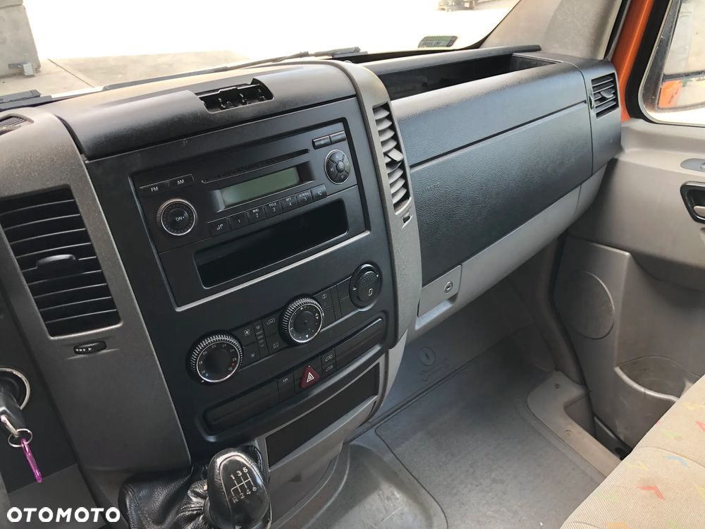 Volkswagen CRAFTER - 12