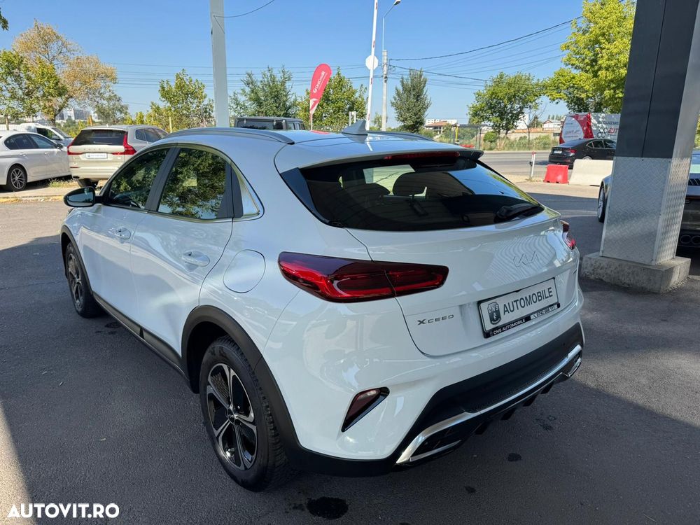 Kia XCeed 1.6 GDI 6DCT PHEV Vision - 13