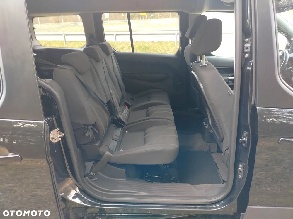 Ford Tourneo Connect Grand 1.6 TDCi Titanium - 24