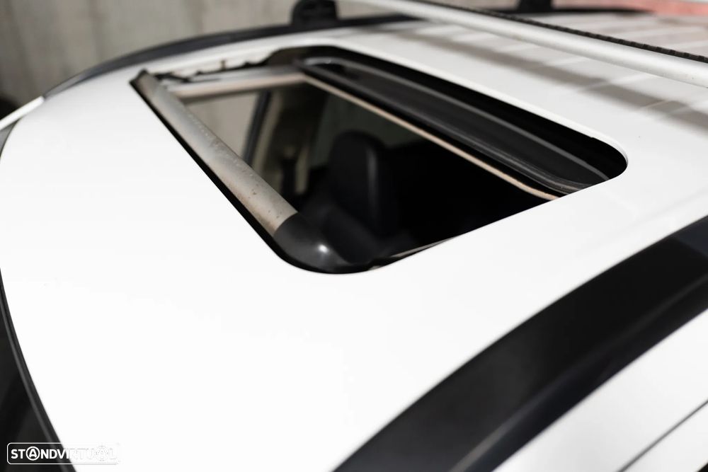 Mitsubishi Outlander 2.0 4WD - 12