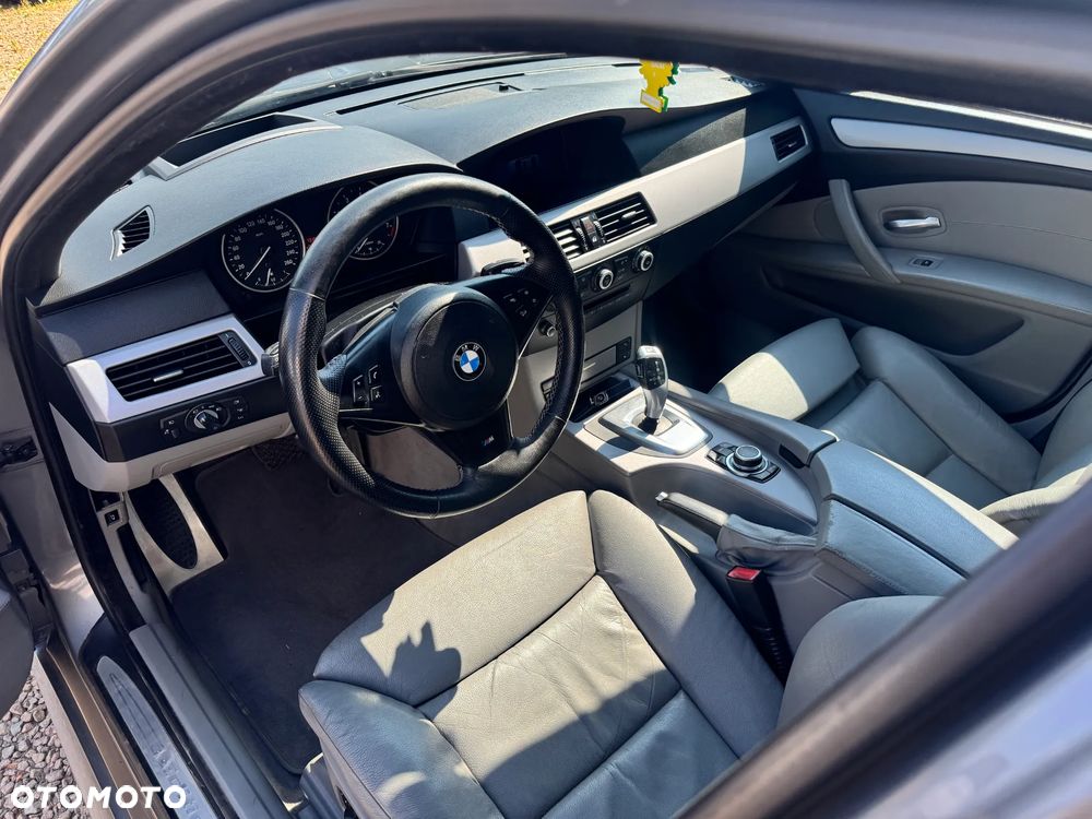 BMW Seria 5 530i xDrive Edition Sport - 7