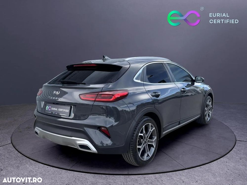 Kia Ceed - 6