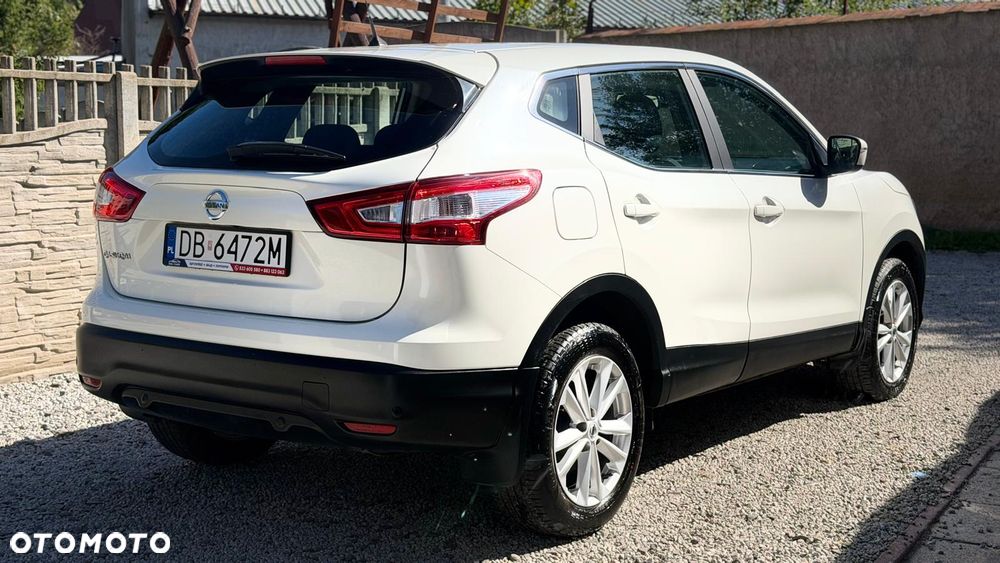 Nissan Qashqai 1.2 DIG-T Xtronic ACENTA - 17
