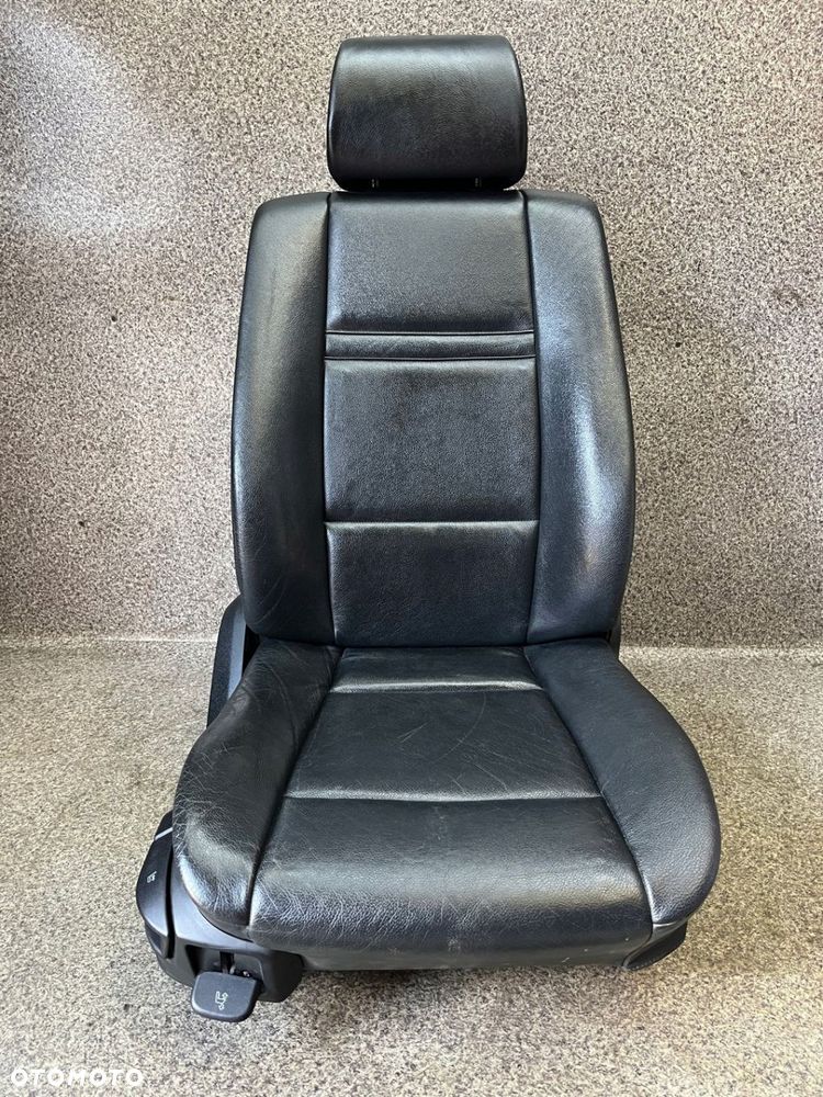 Fotel pasazera prawy przod przedni grzany skora czarna BMW X5 E70 - 4