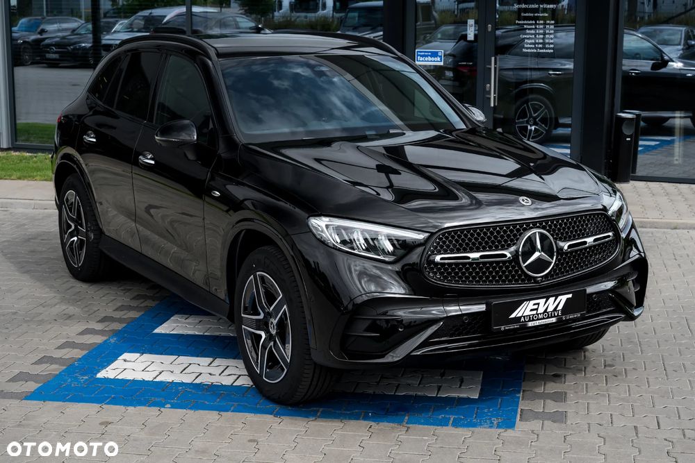 Mercedes-Benz GLC 300 de 4-Matic AMG Line - 3