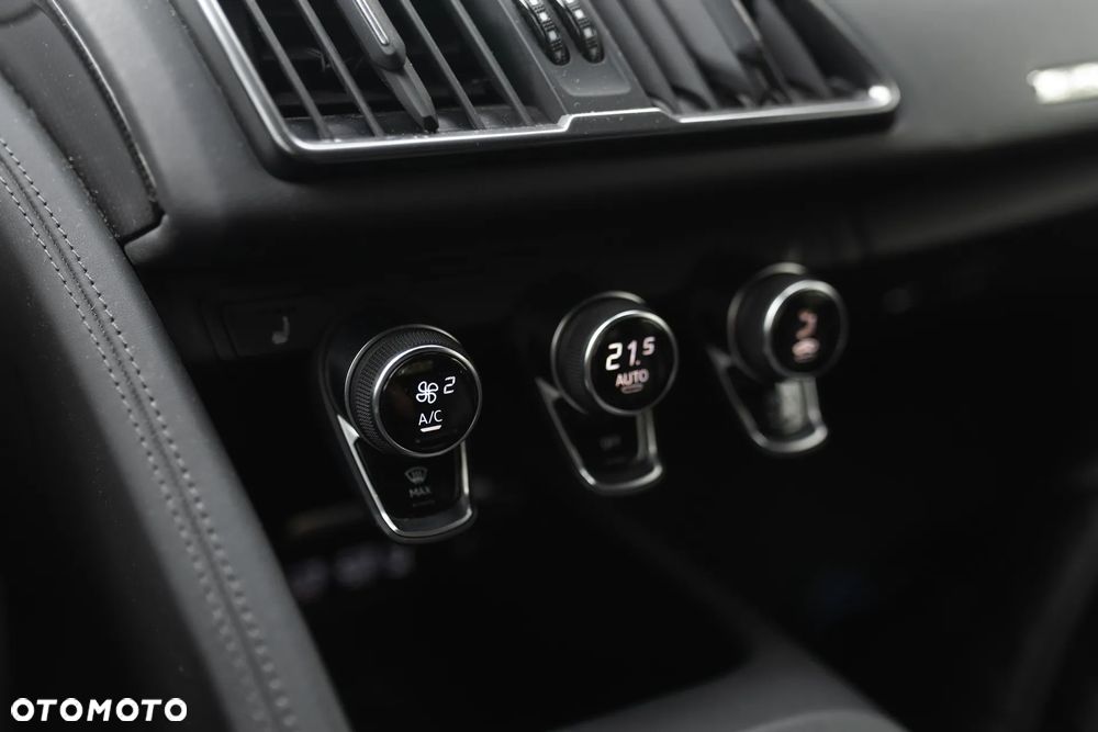Audi R8 Coupé V10 Quattro Performance - 24