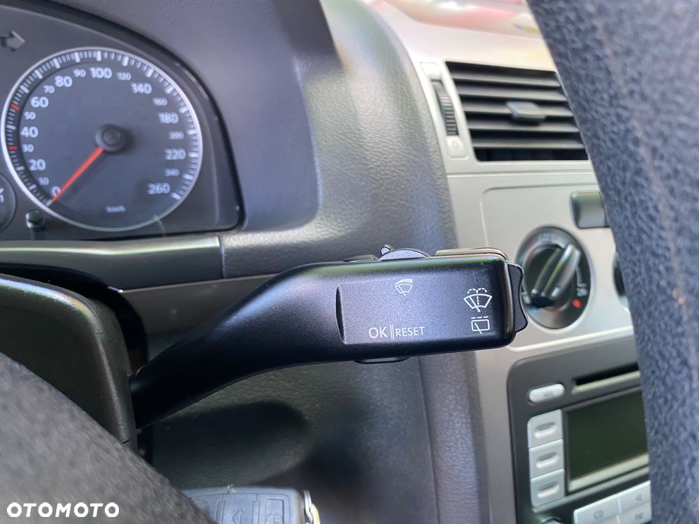 Volkswagen Touran 1.9 TDI Basis - 30