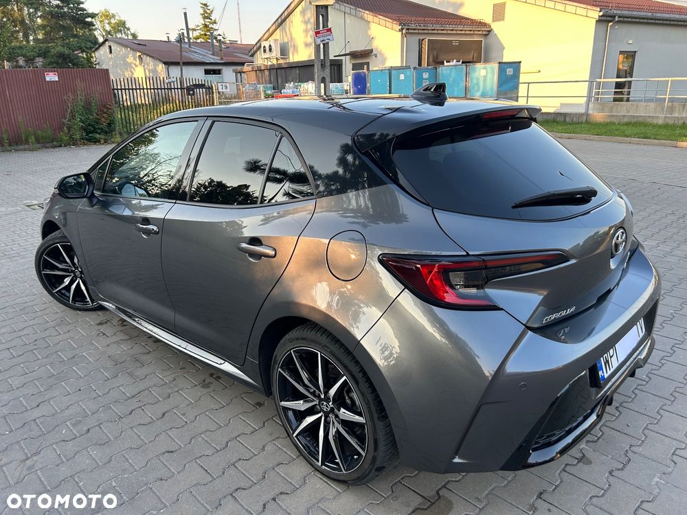 Toyota Corolla 2.0 Hybrid GR Sport Dynamic - 1