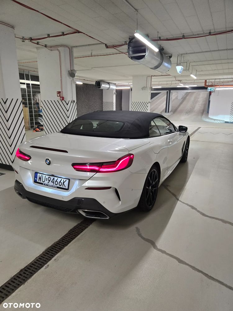 BMW Seria 8 - 29