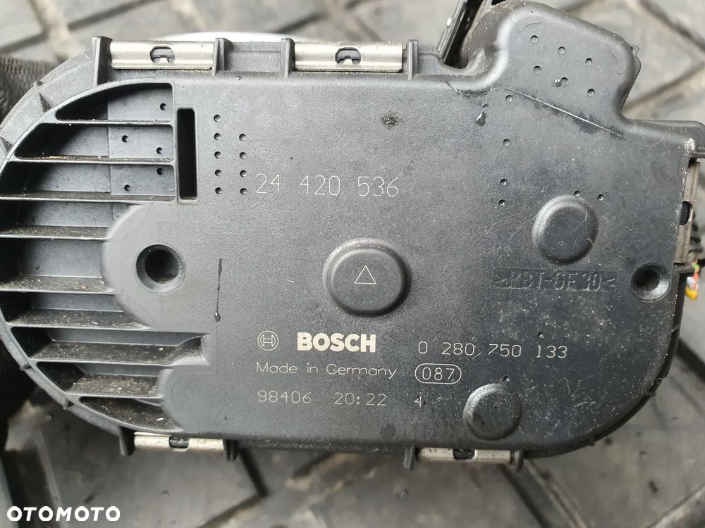 OPEL 1.2 1.4 16V PRZEPUSTNICA 24420536  0280750133 ASTRA CORSA - 4