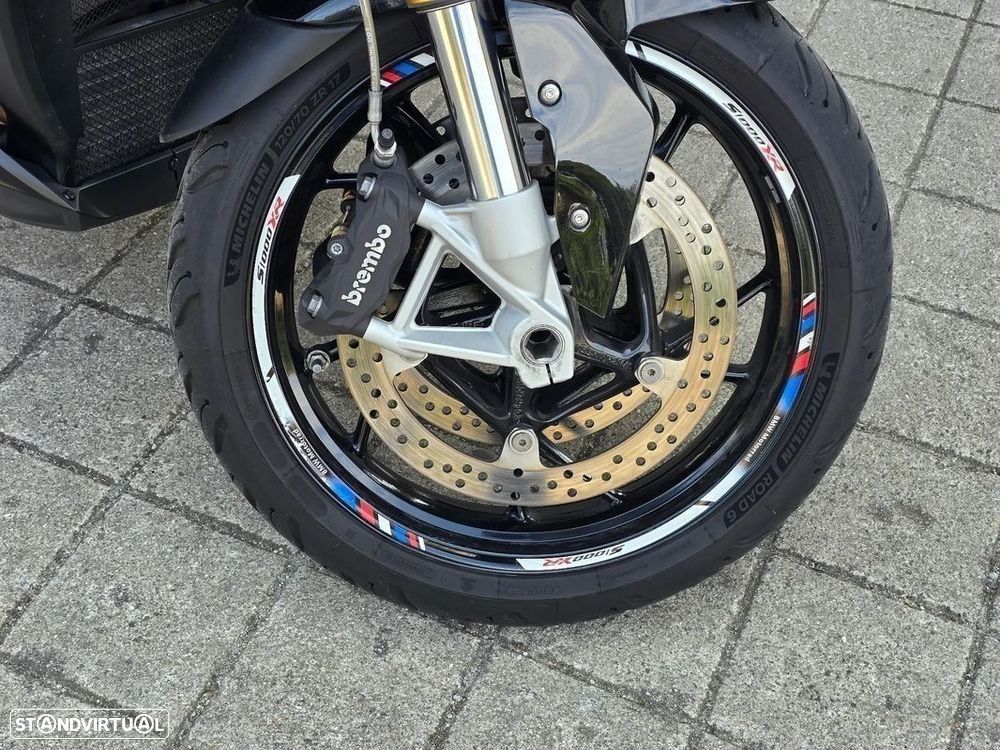 BMW S 1000 XR Triple black & Akrapovic - 16