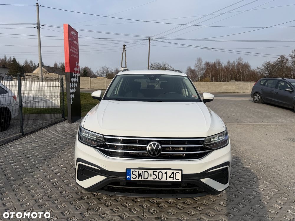 Volkswagen Tiguan - 4