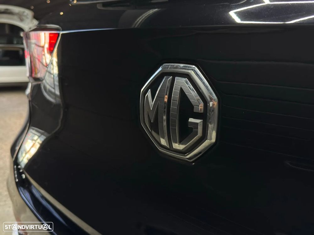 MG ZS EV 44.5 kWh Luxury - 10