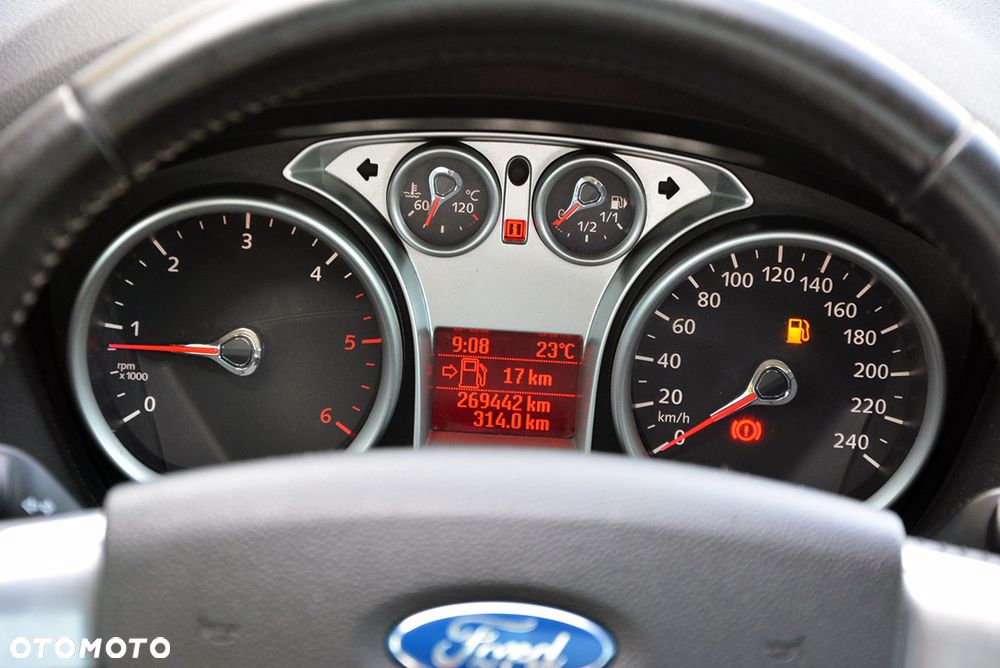 Ford Kuga 2.0 TDCi 2x4 Trend - 16