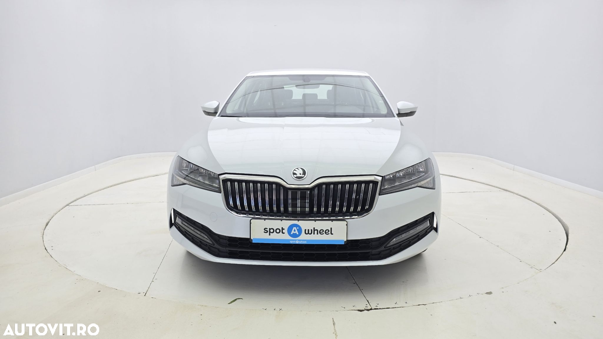 Skoda Superb - 2