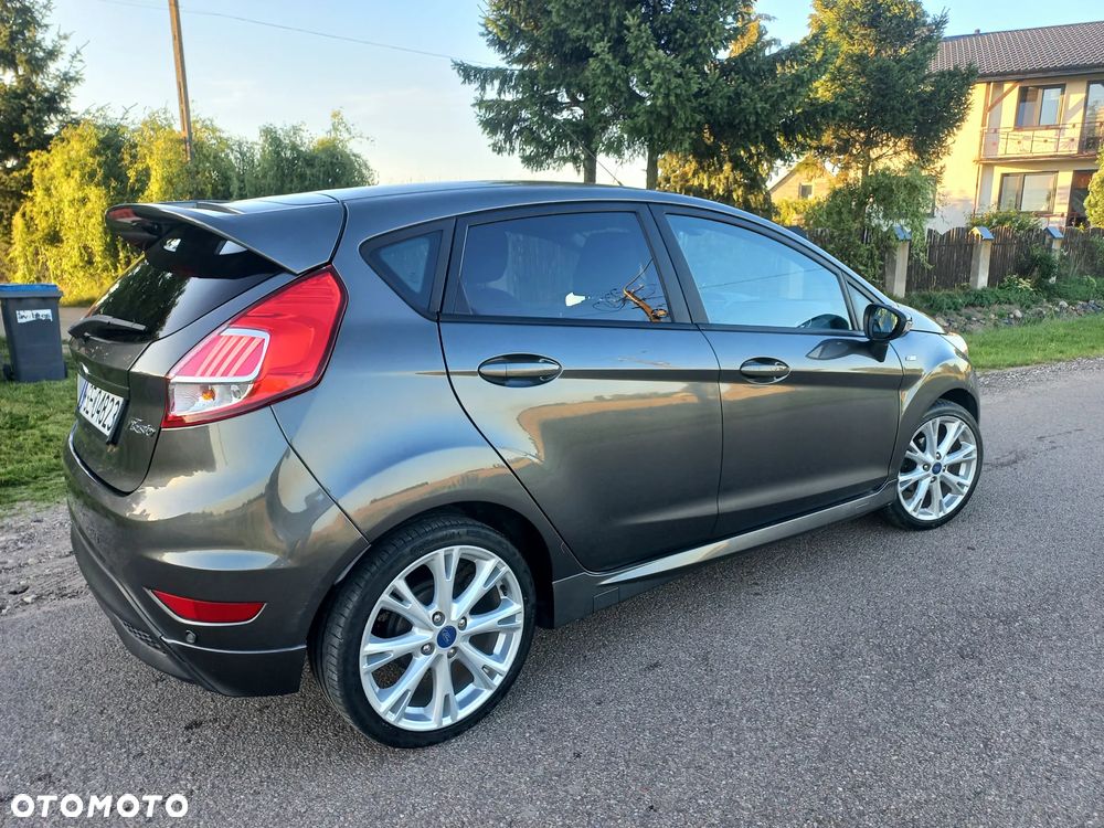 Ford Fiesta - 8