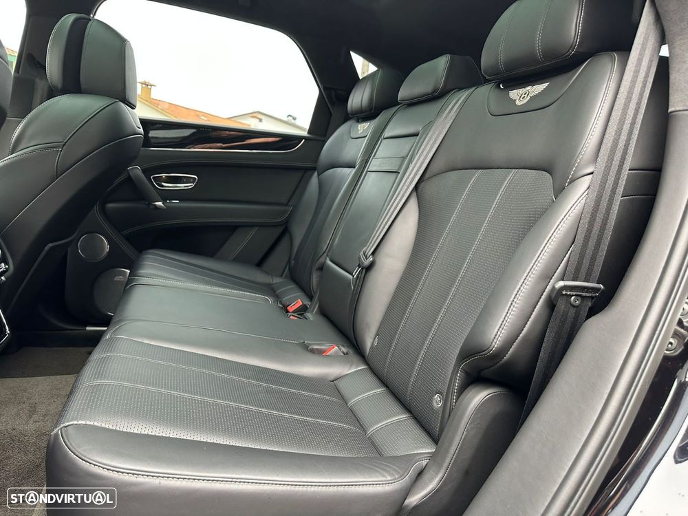 Bentley Bentayga V8 - 16
