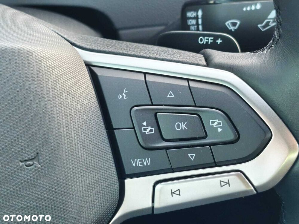Volkswagen Passat 1.5 TSI EVO Elegance DSG - 25