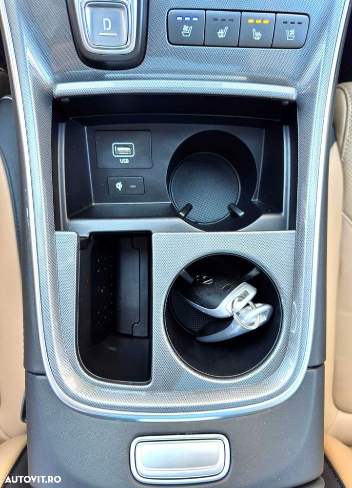 Hyundai Santa Fe - 28