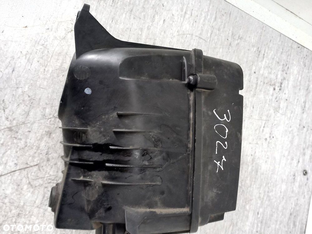 OBUDOWA FILTRA POWIETRZA SEAT LEON II 3C0129607S   3C0129601AC 2.0 FSI - 5