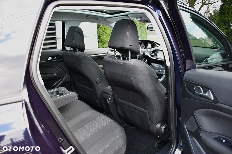 Peugeot 308 BlueHDi 120 Stop & Start Allure - 23