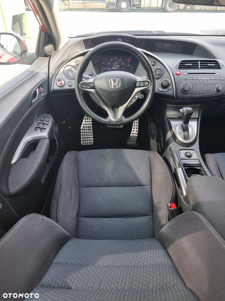 Honda Civic 1.8i-VTEC Automatik Executive - 8