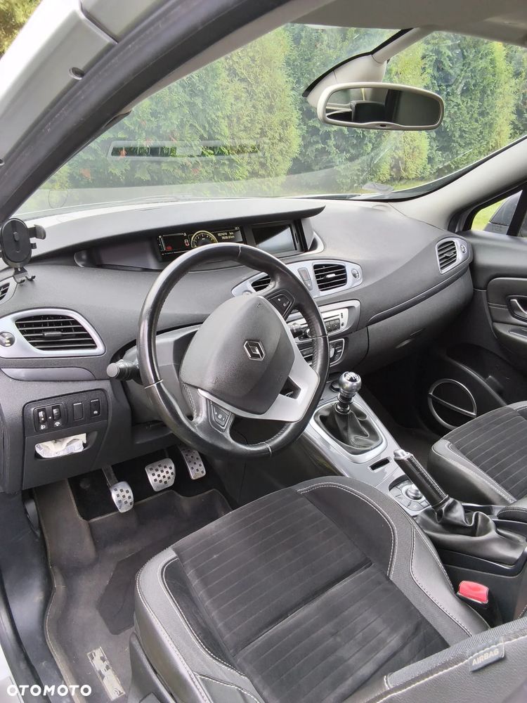 Renault Scenic - 13