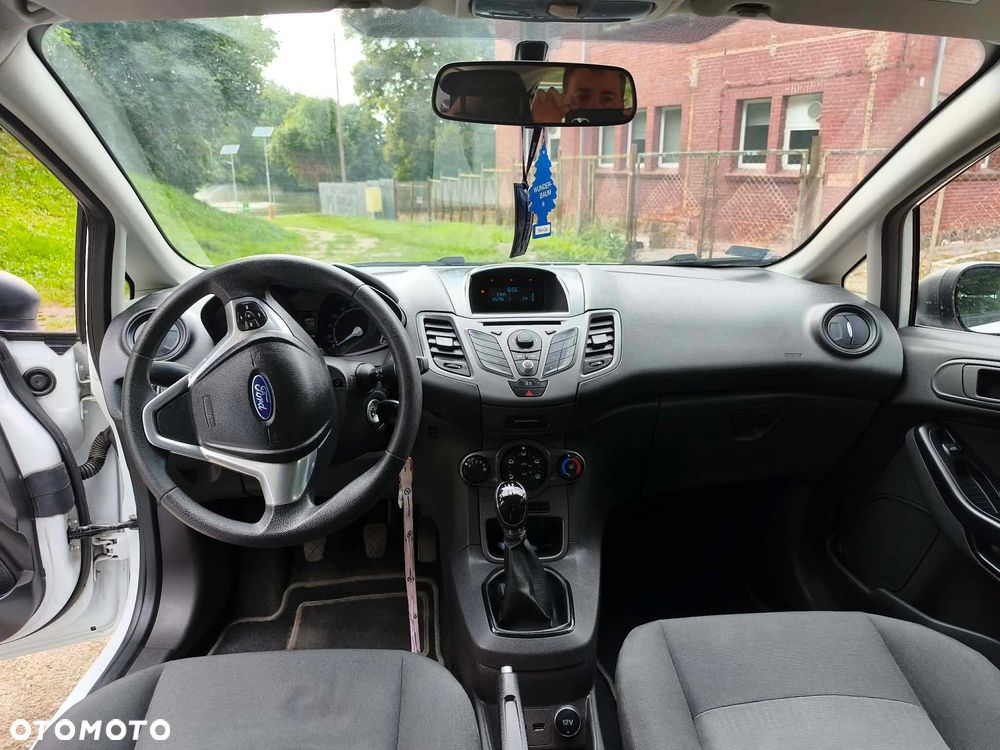 Ford Fiesta - 4