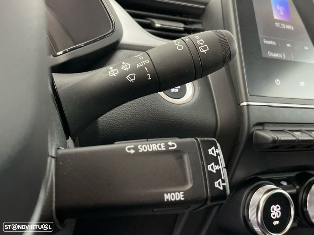 Renault Captur 1.0 TCe Techno Bi-Fuel - 15