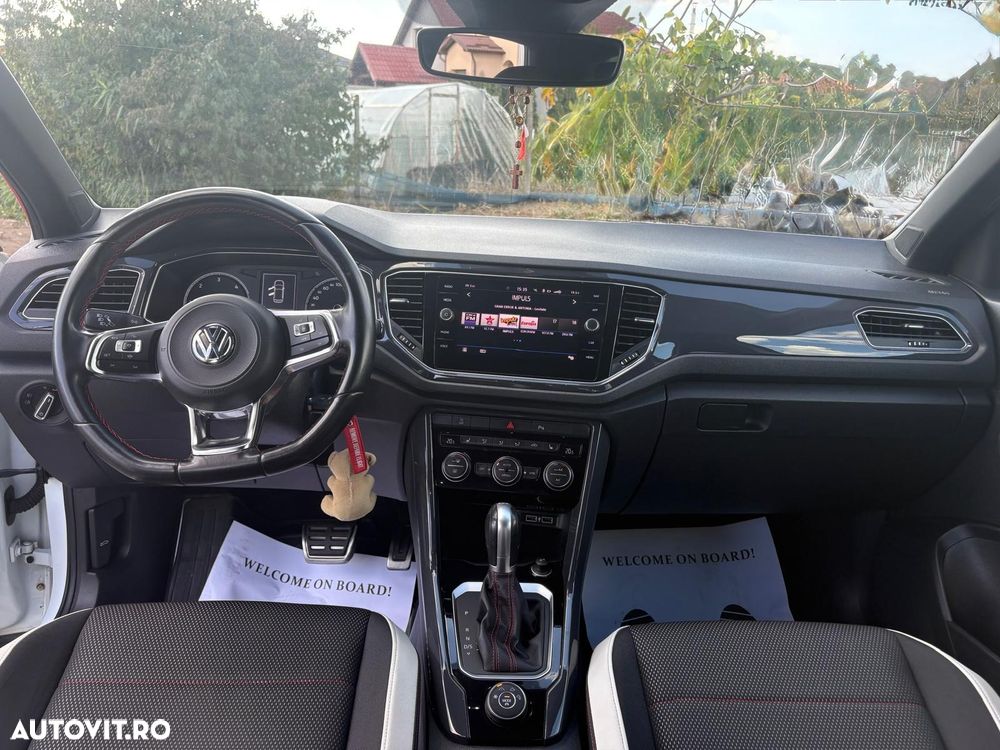 Volkswagen T-Roc - 4