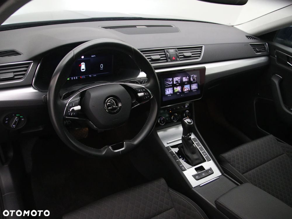 Skoda Superb 2.0 TDI SCR Ambition DSG - 16