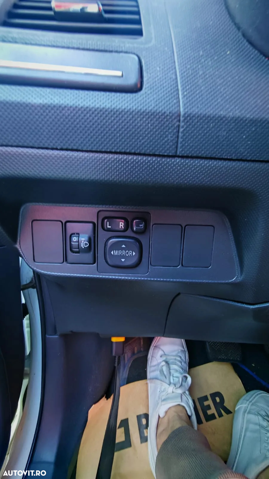 Toyota Auris 1.8 Hybrid Life - 23