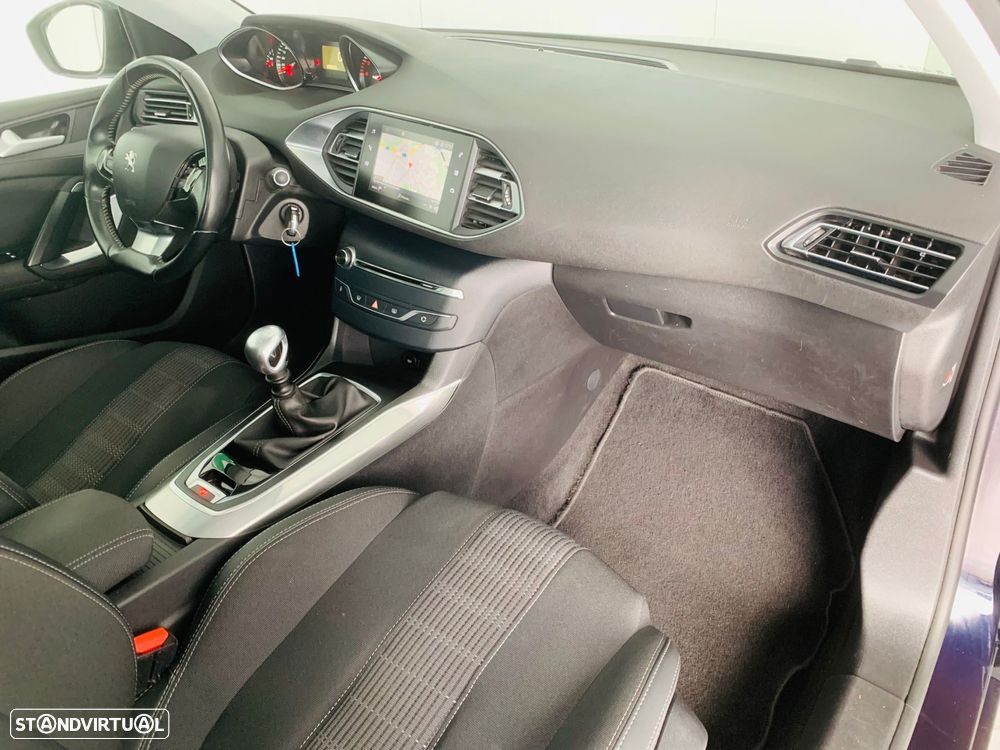 Peugeot 308 SW 1.5 BlueHDi Allure - 40