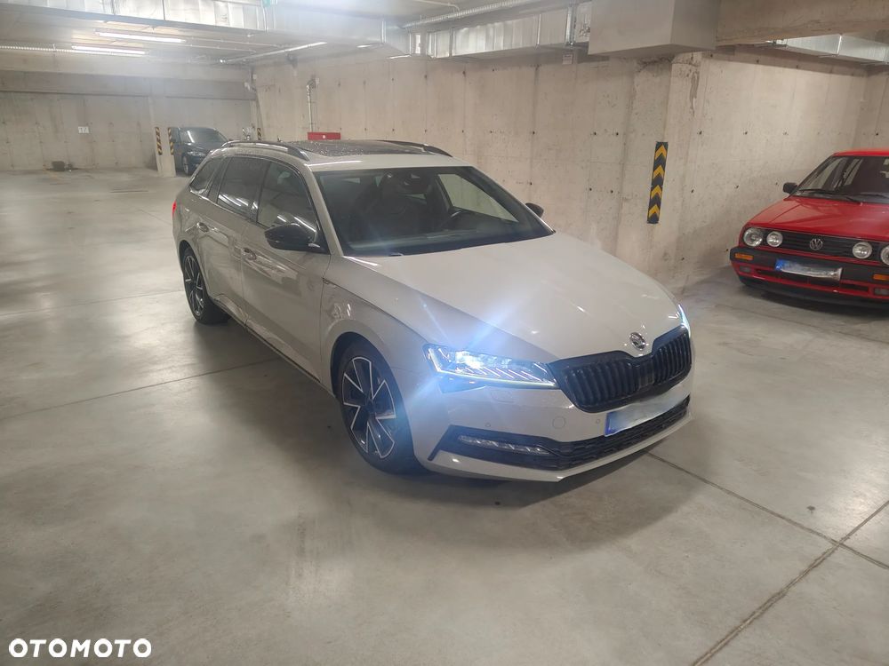 Skoda Superb 2.0 TDI DSG Sportline - 19