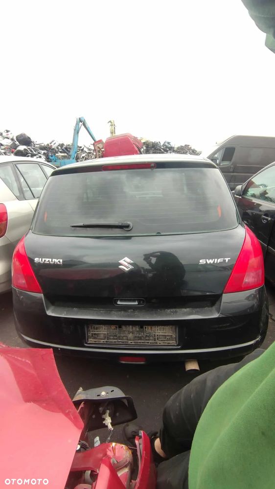 SUZUKI SWIFT III  2005 1.3 B 91 KM M13A - 3